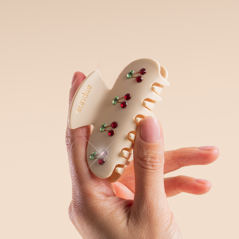 Mini Cherry Claw Clip
